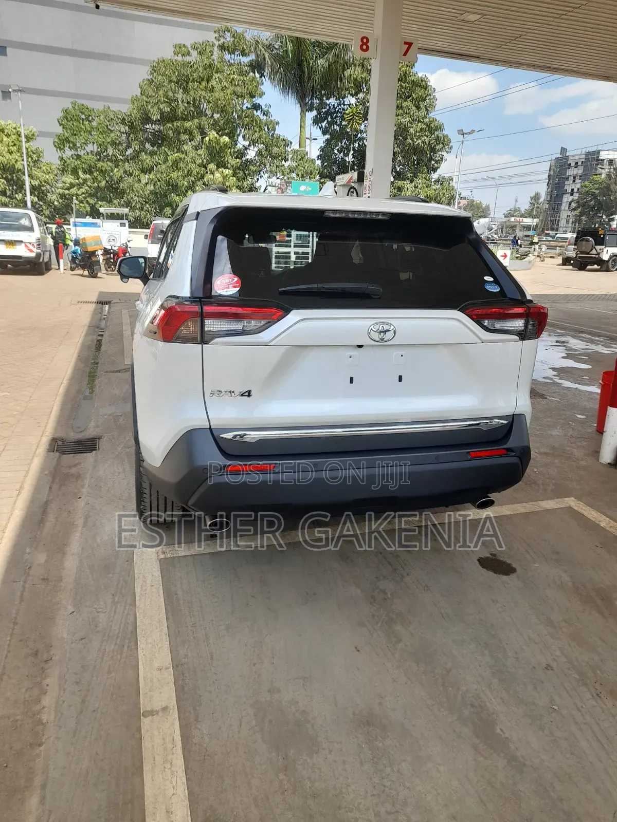 Toyota RAV4 2019 White