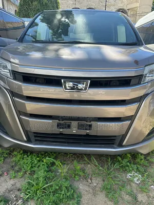 Toyota Noah 2018 Gray