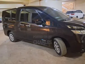 Nissan Serena 2016 Black