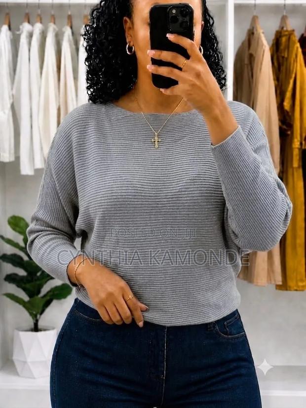 Classy Stretch Top - thumbnail 8