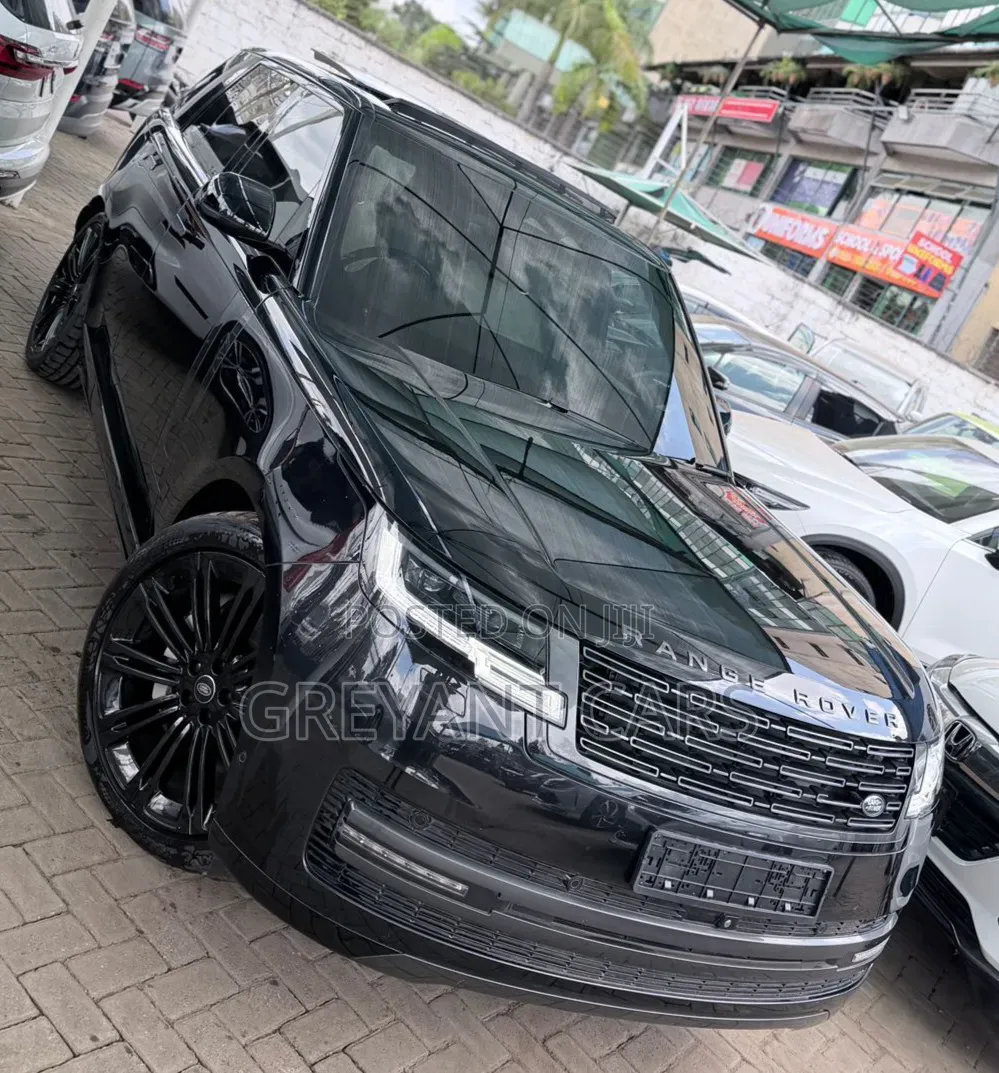 Land Rover Range Rover Vogue 2023 Black