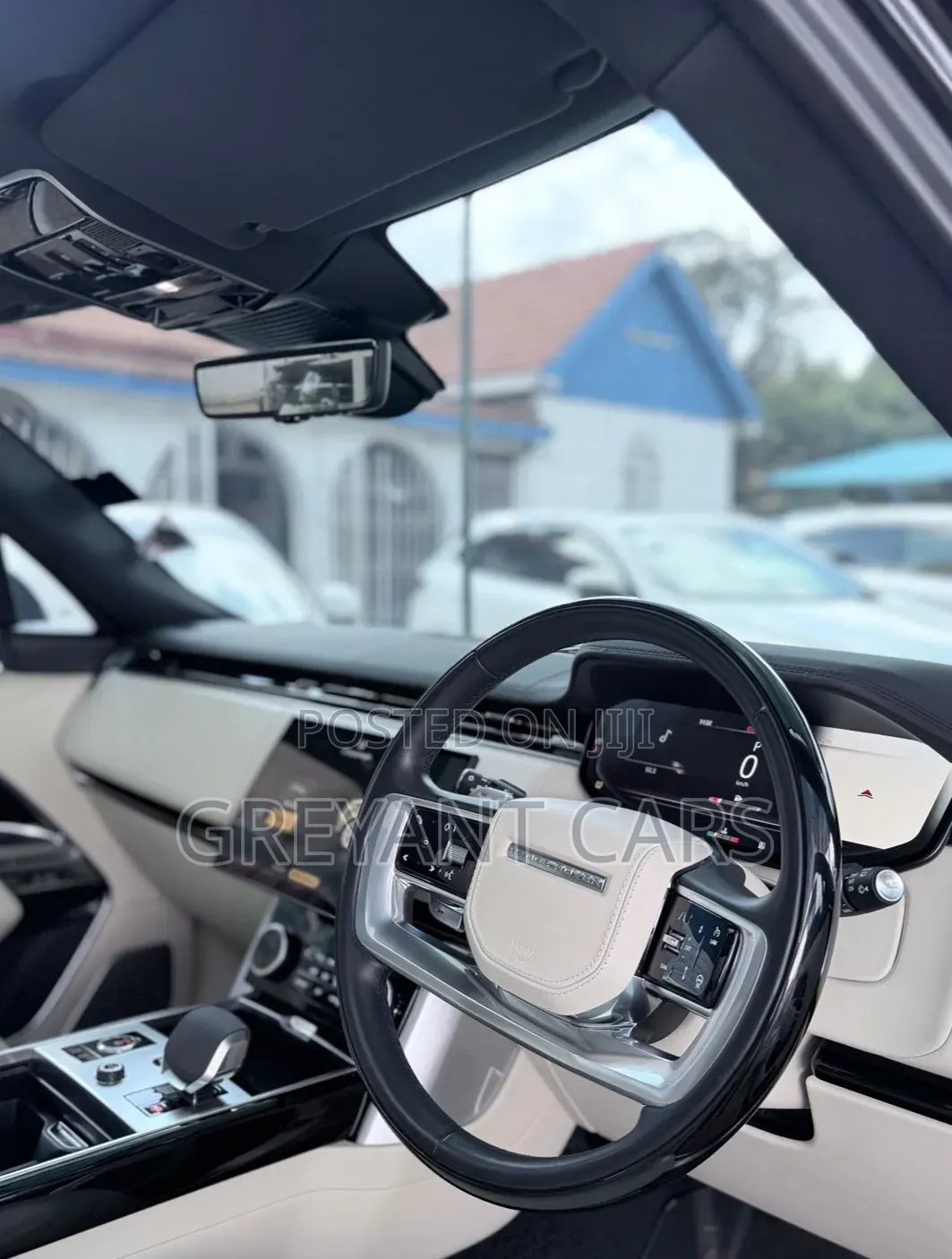 Land Rover Range Rover Vogue 2023 Black