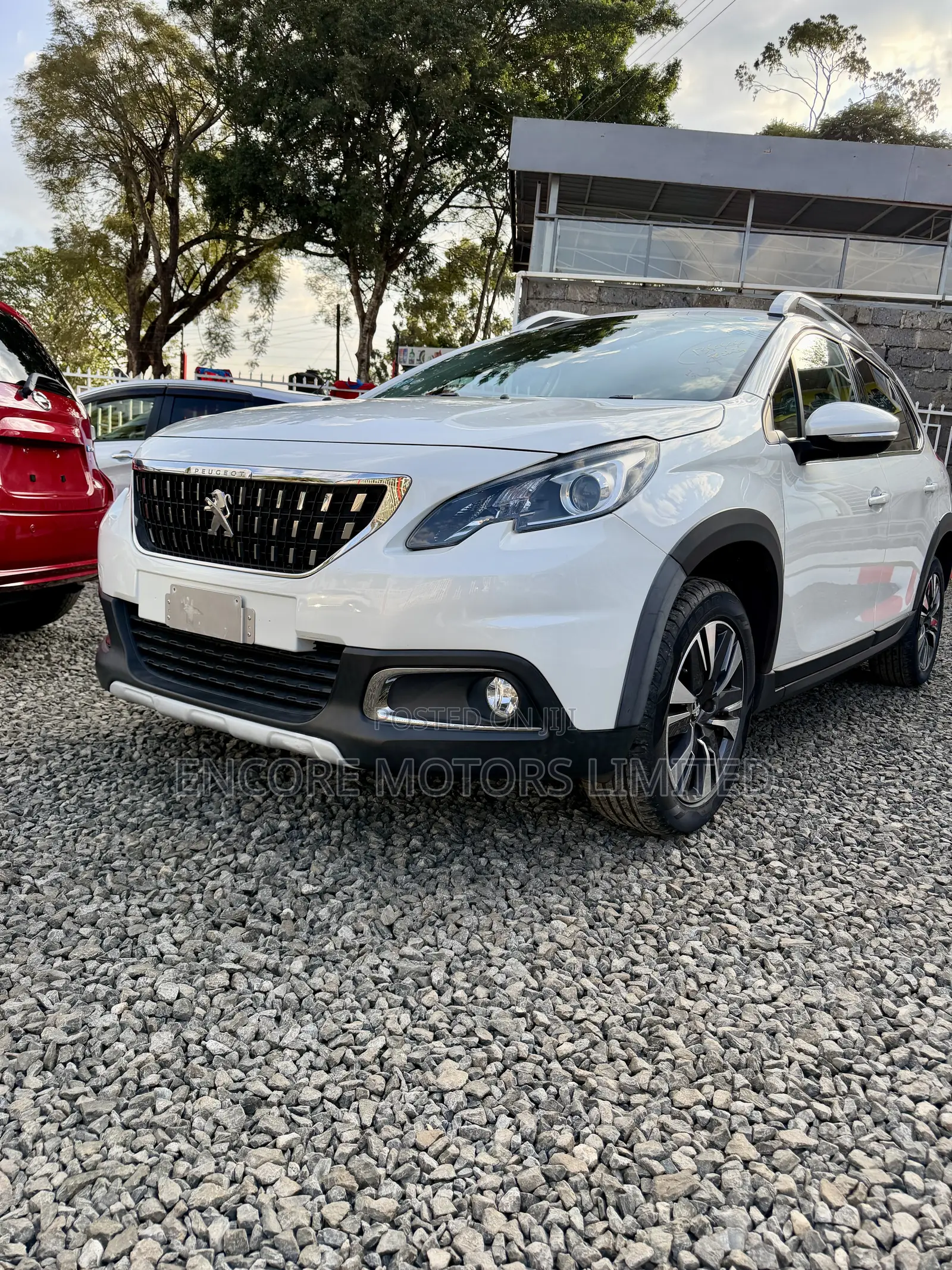 Peugeot 2008 1.2 PureTech (155 Hp) 2019 White