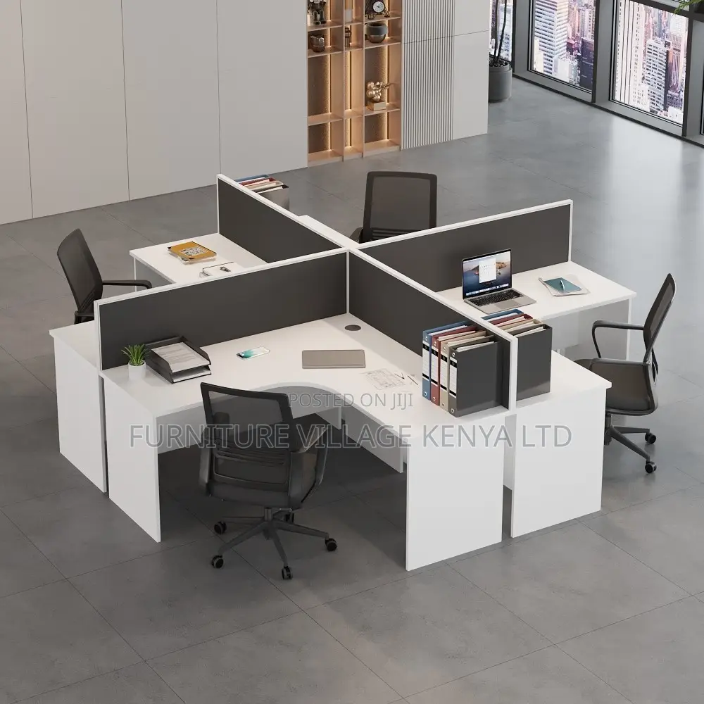 Customized Curved 4 Way Modern Office Workstation