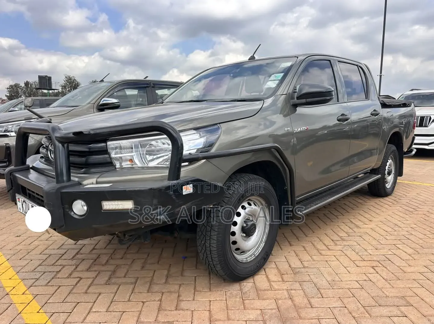 Toyota Hilux 2021 Gray