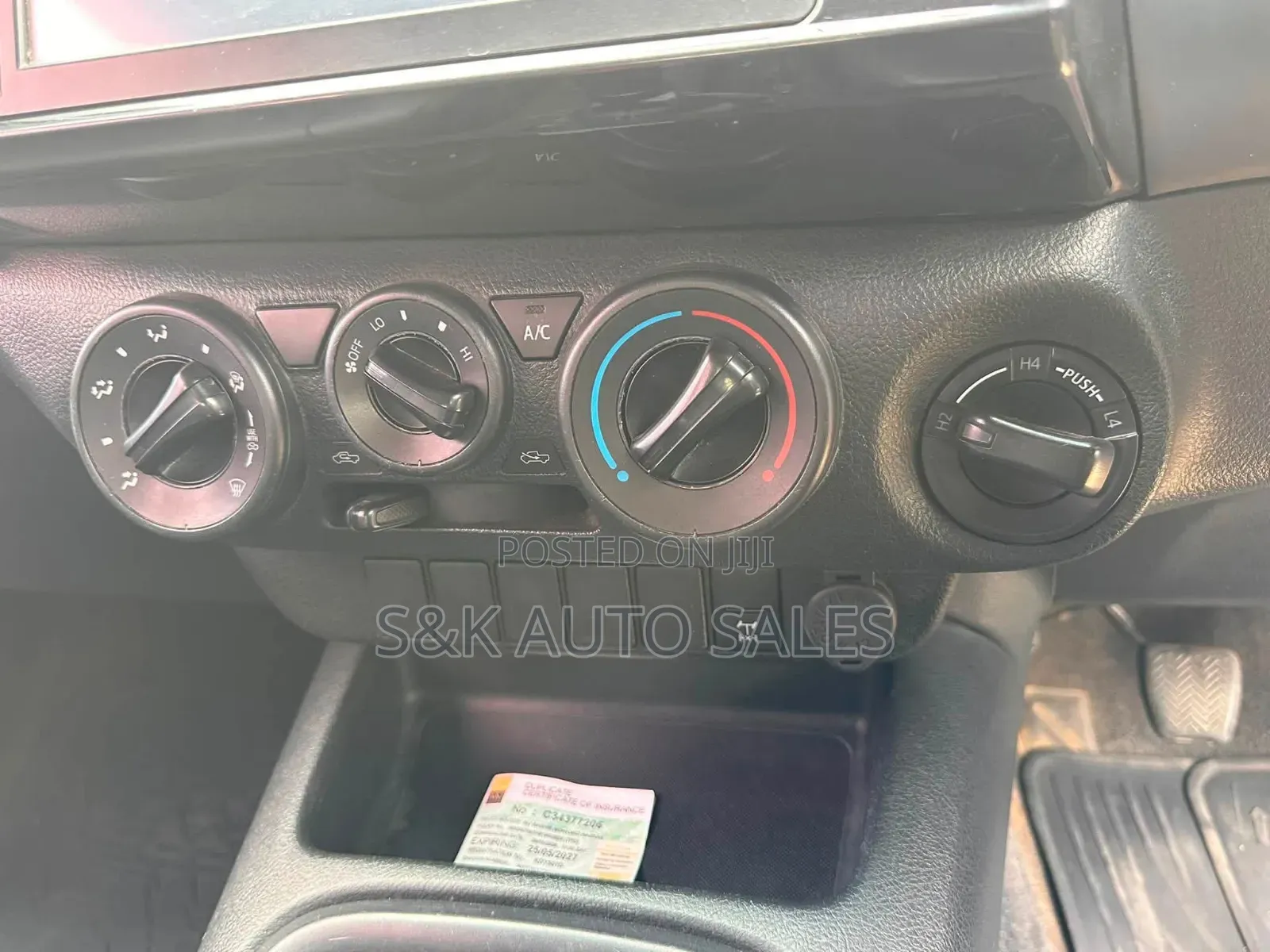 Toyota Hilux 2021 Gray
