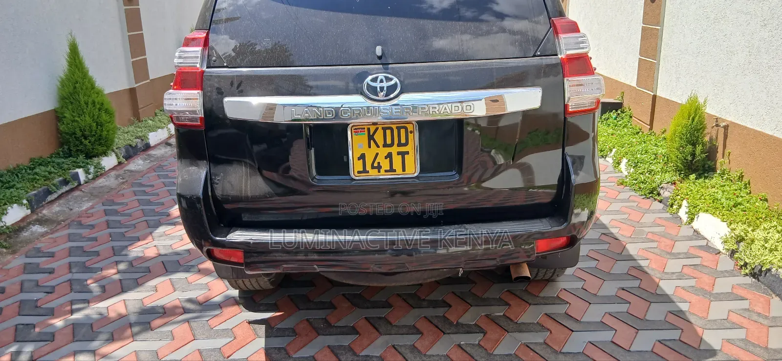 Toyota Land Cruiser Prado 2014 Black