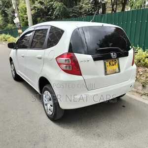 Honda Fit 2010 White