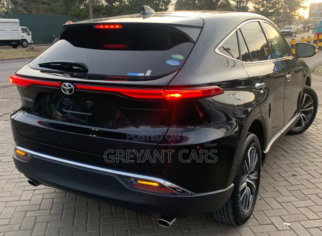 Toyota Harrier G 2020 Black