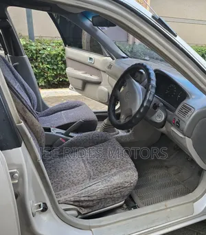 Toyota Corolla 2000 Beige