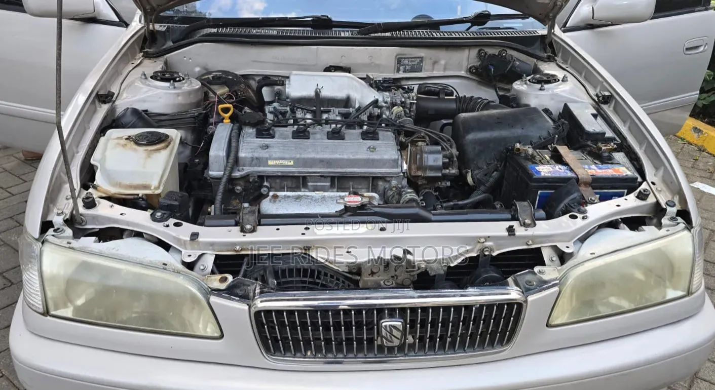 Toyota Corolla 2000 Beige