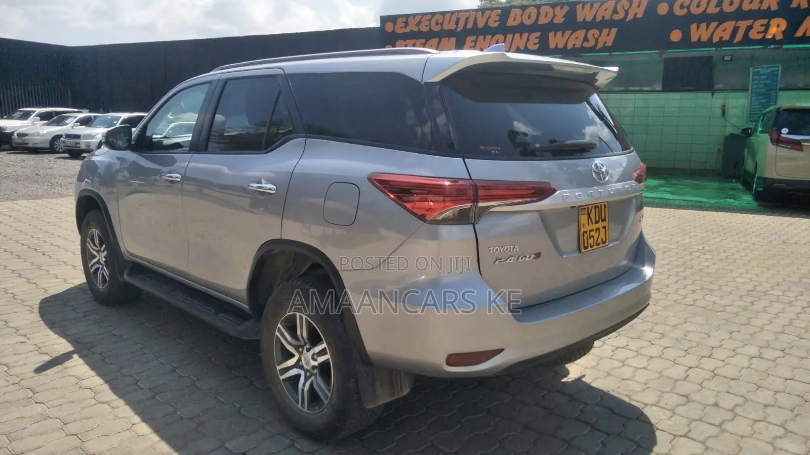 Toyota Fortuner 2025 Silver