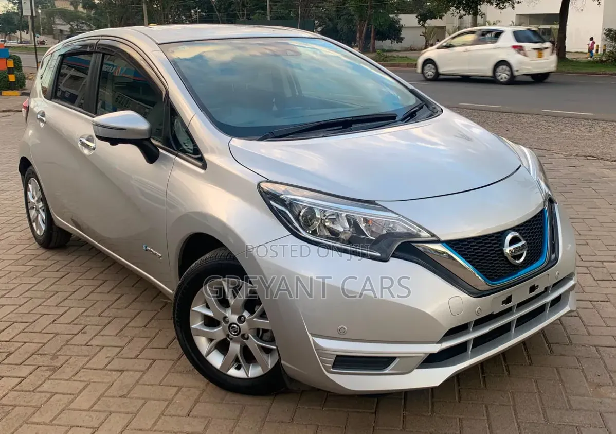 Nissan Note 1.2 Hybrid 2019 Silver