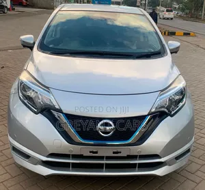 Nissan Note 1.2 Hybrid 2019 Silver