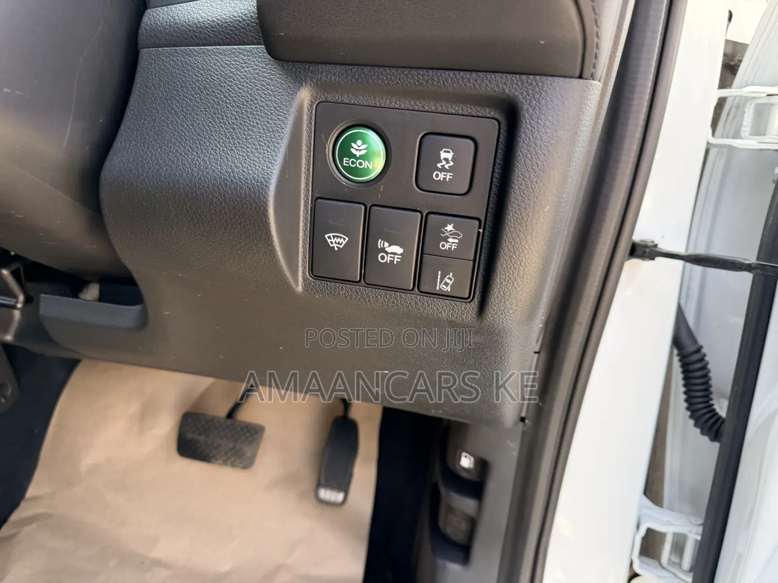Honda Vezel 2019 White