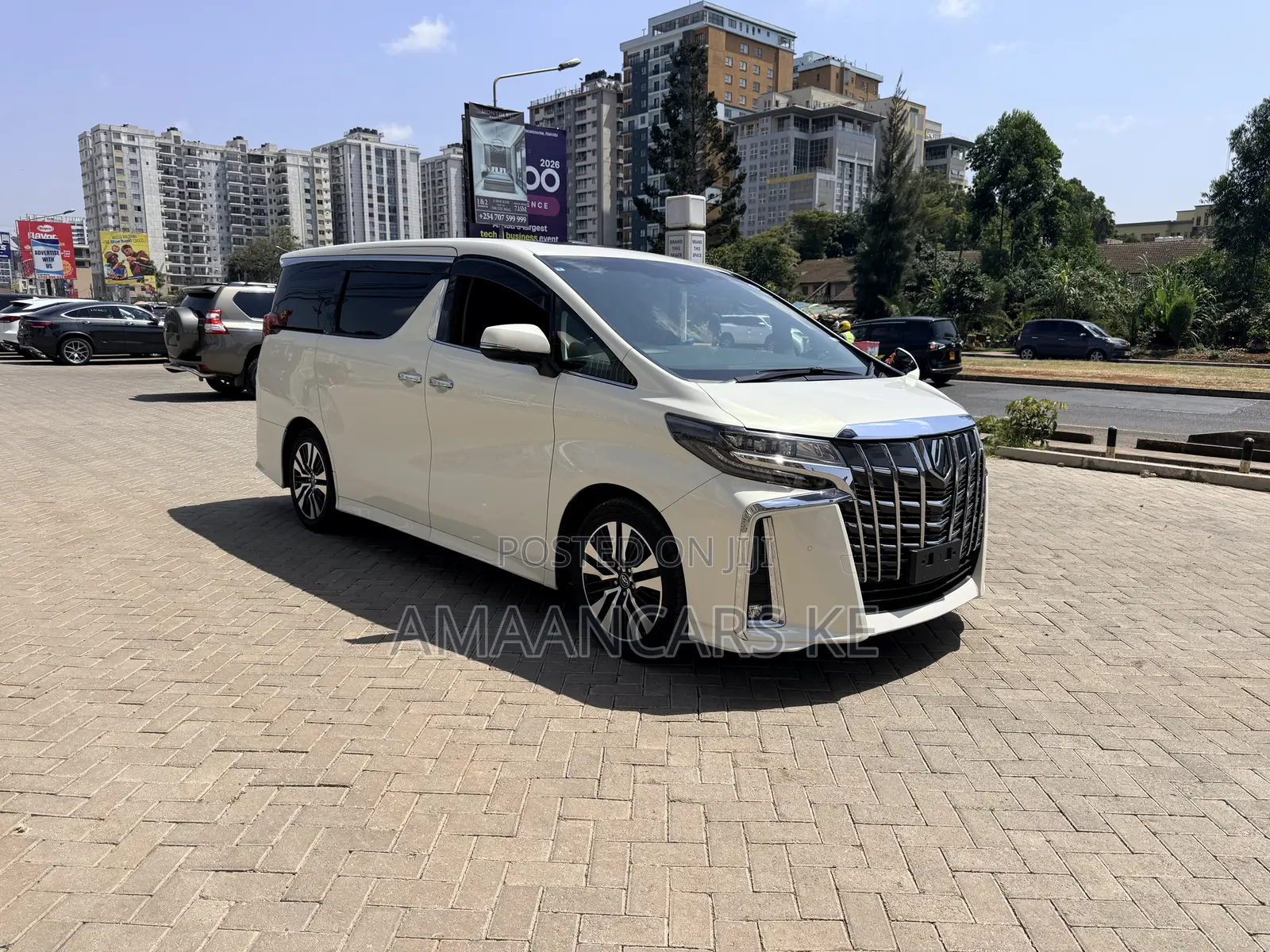 Toyota Alphard 2.5 Petrol FWD 2019 White