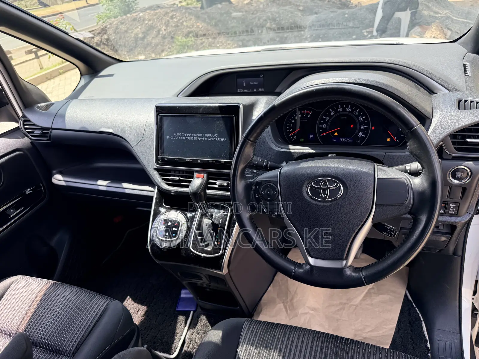 Toyota Voxy 2019 White