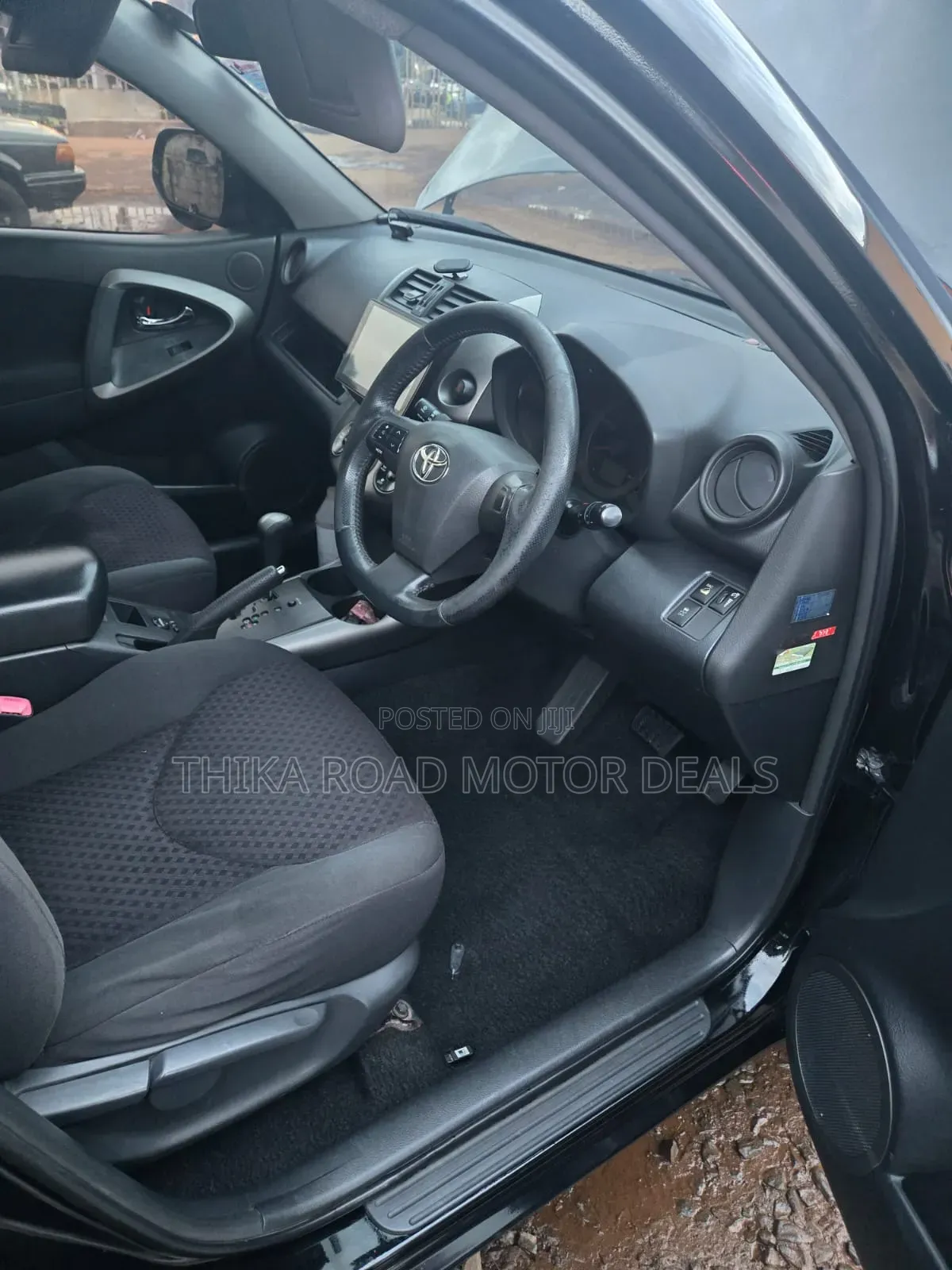 Toyota Vanguard 2011 Black