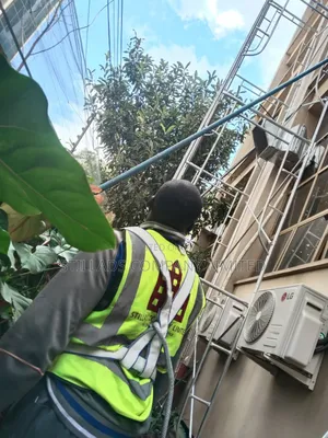 Scaffolding Mounting and Dismounting