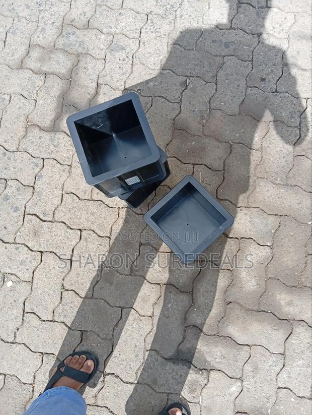Plastic Heavy Duty Concrete Testing Cube Mould - thumbnail 2
