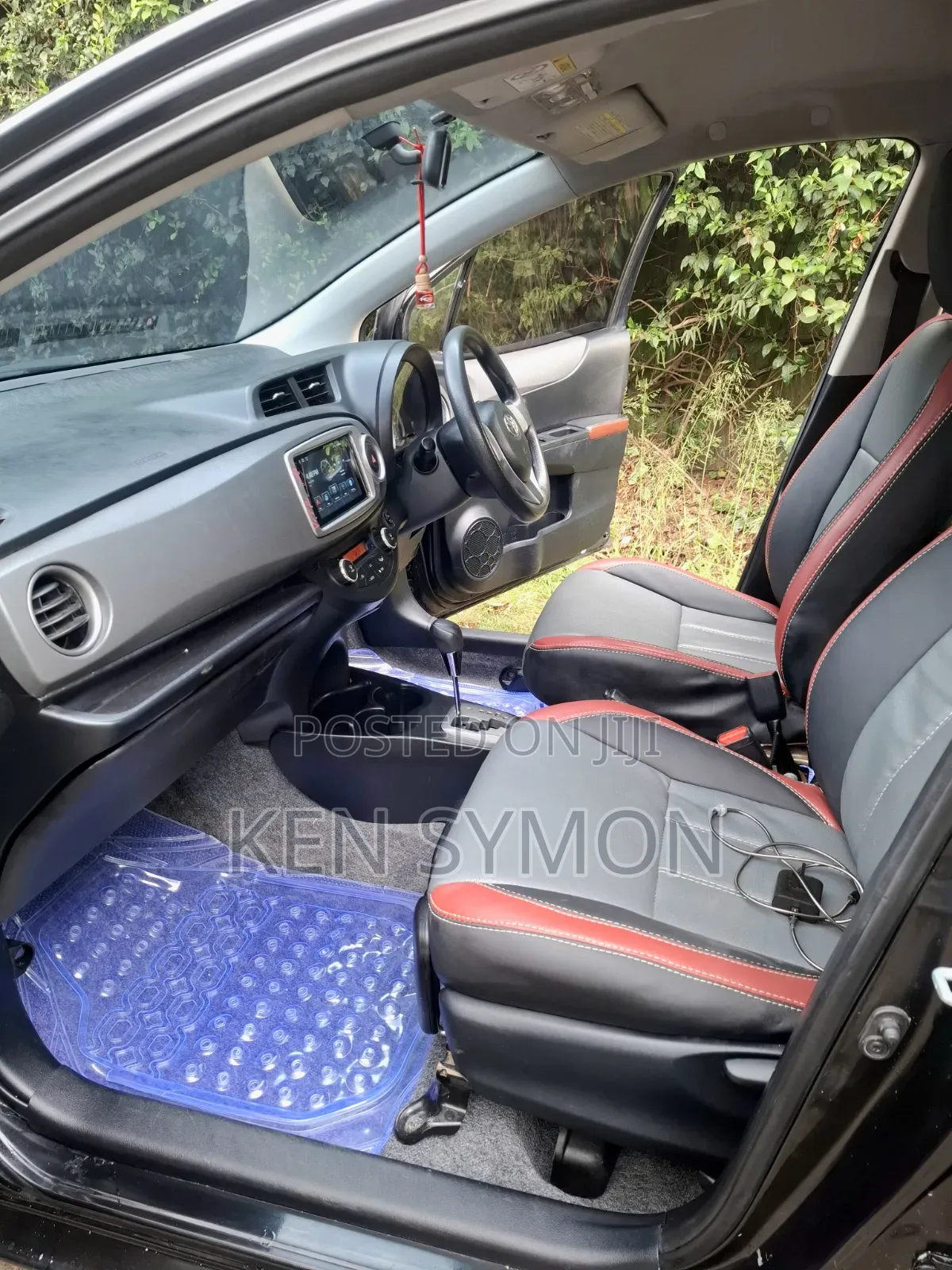 Toyota Vitz 2014 Black