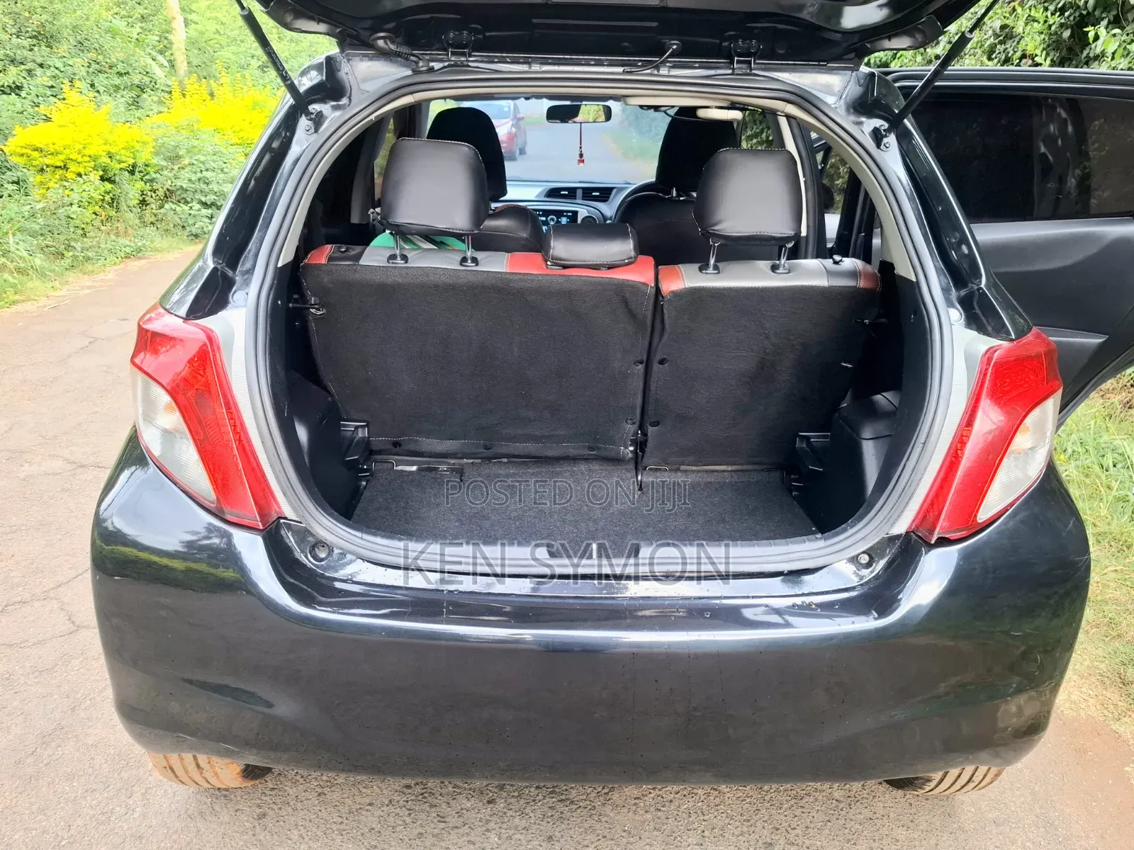 Toyota Vitz 2014 Black