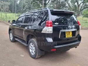 Toyota Land Cruiser Prado 2013 Black