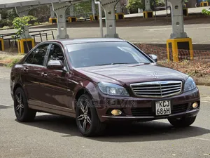 Mercedes-Benz C200 2010 Burgundy