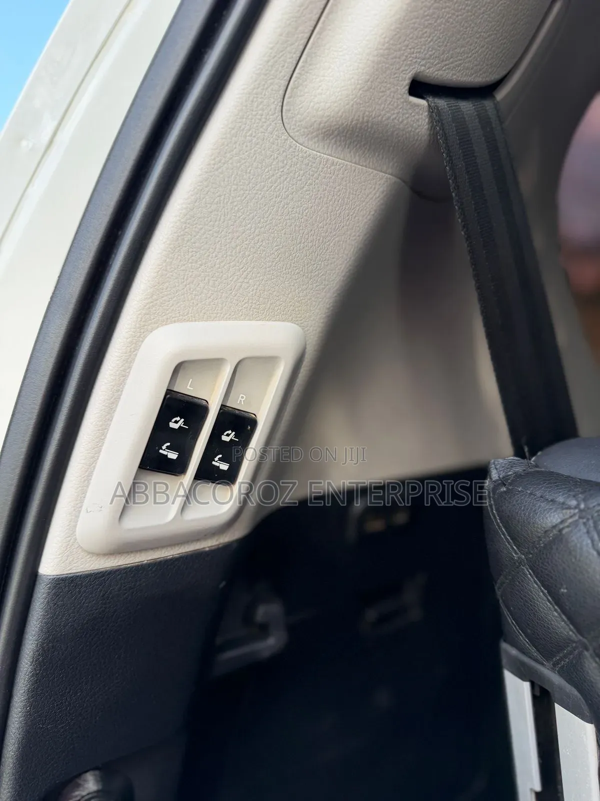 Toyota Land Cruiser Prado 4.0 Petrol TX-L 2018 White