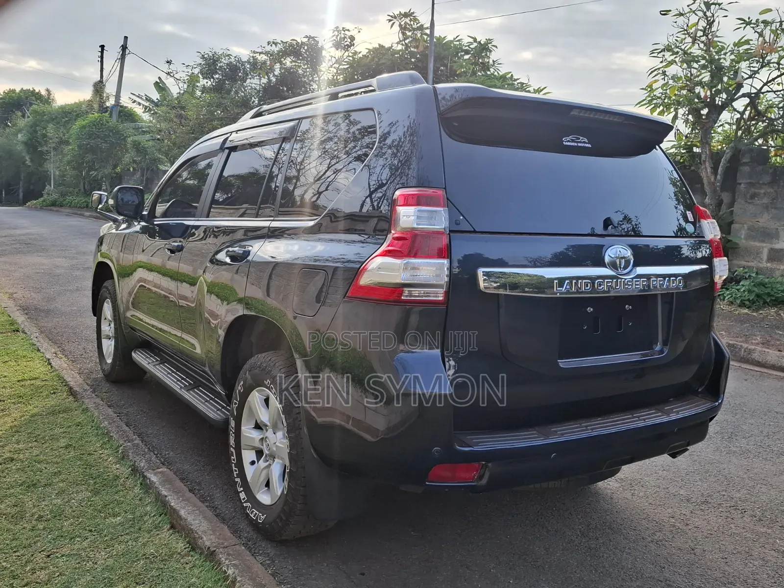 Toyota Land Cruiser Prado 2016 Blue