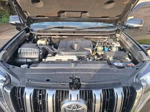 Toyota Land Cruiser Prado 2016 Blue
