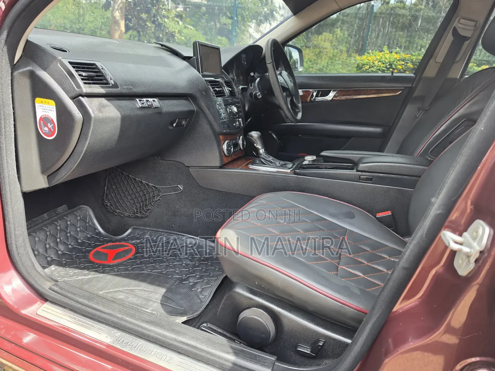 Mercedes-Benz C200 2010 Red