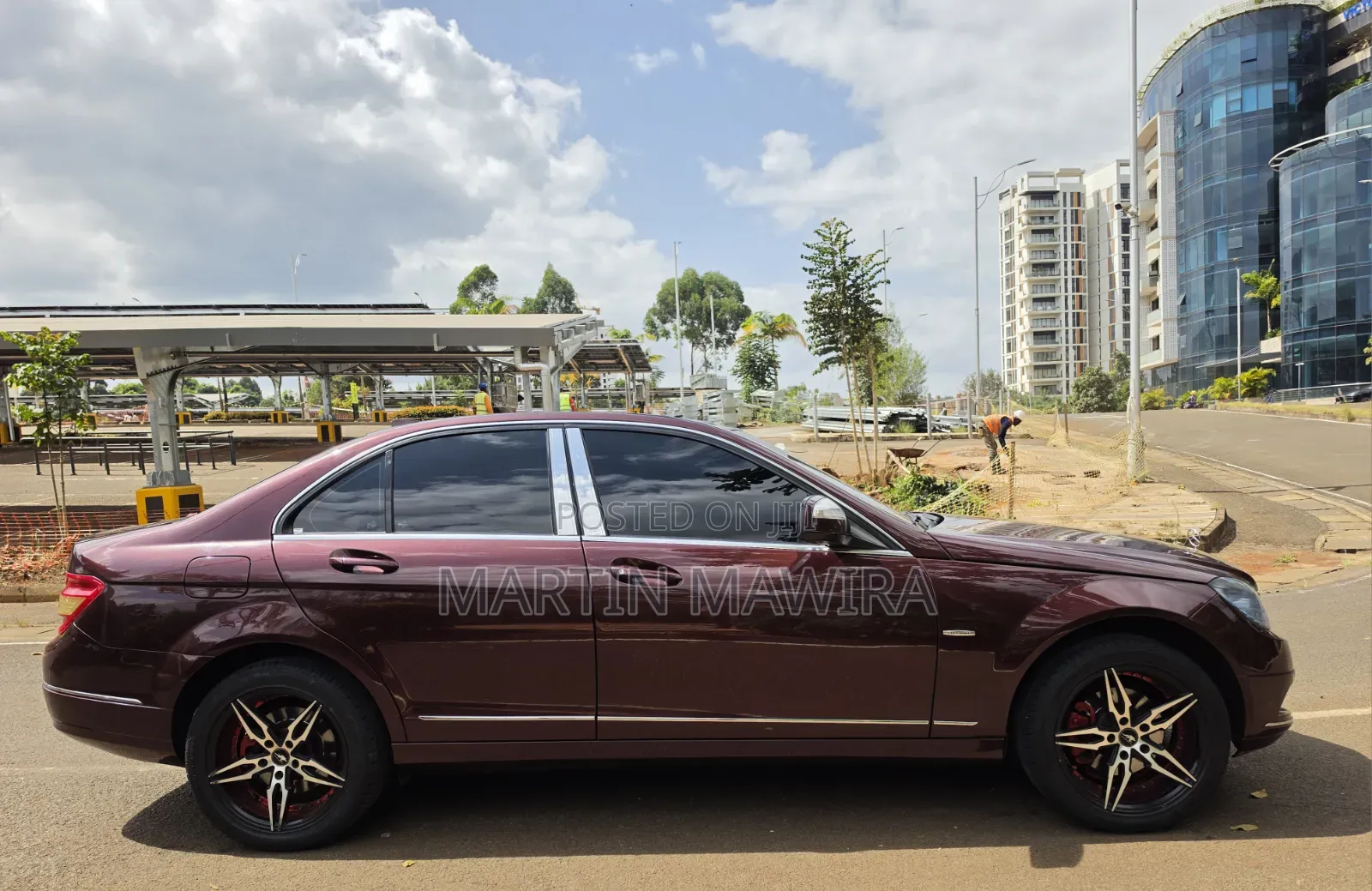 Mercedes-Benz C200 2010 Red