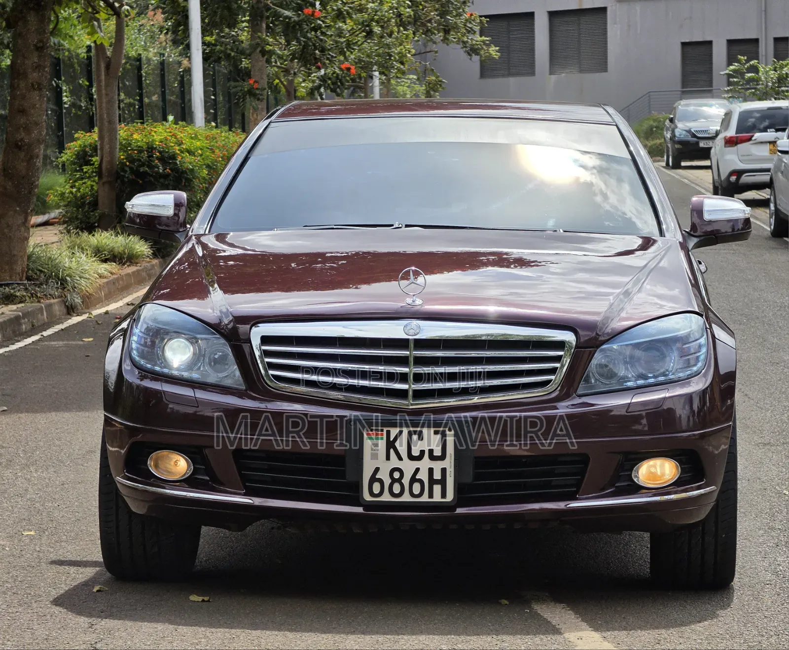 Mercedes-Benz C200 2010 Red