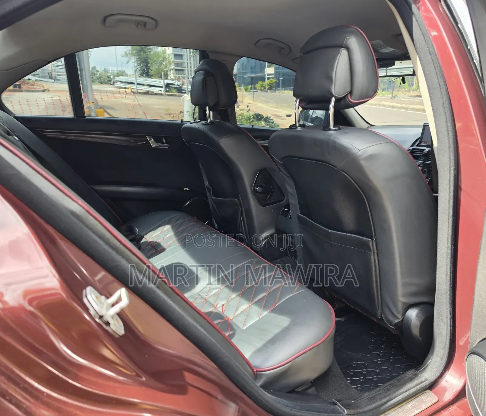Mercedes-Benz C200 2010 Red