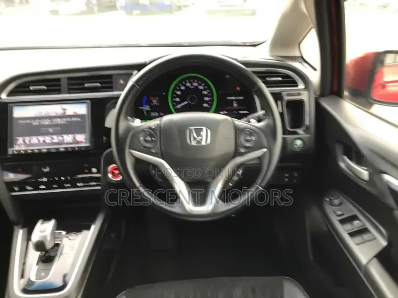 Honda Fit Shuttle 2019 Red 