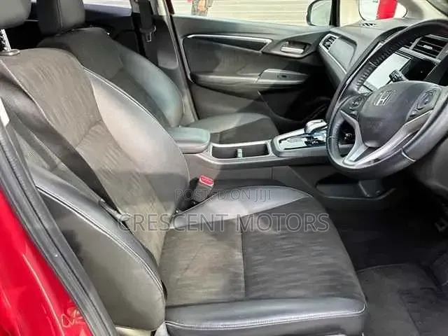 Honda Fit Shuttle 2019 Red 