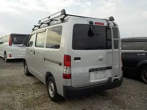 Toyota TownAce 2019 Silver