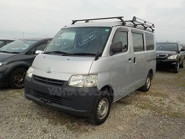 Toyota TownAce 2019 Silver