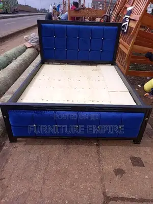 5x6 Blue Mocket Bed With Tufted Headboard