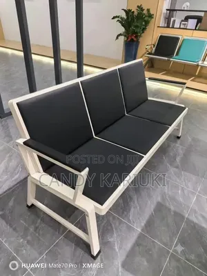 Modern 3 Seater Waiting Bench With Armrest