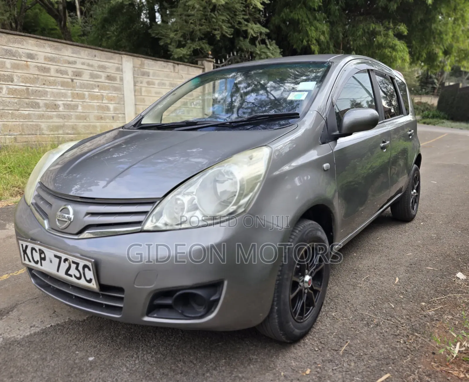 Nissan Note 2010 Gray