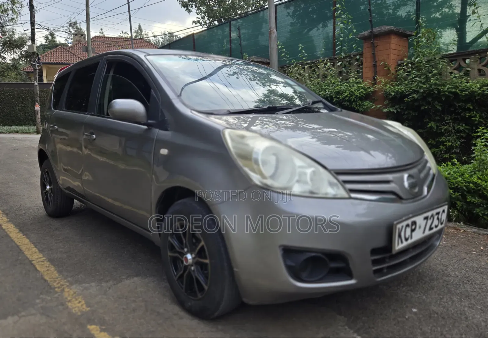 Nissan Note 2010 Gray