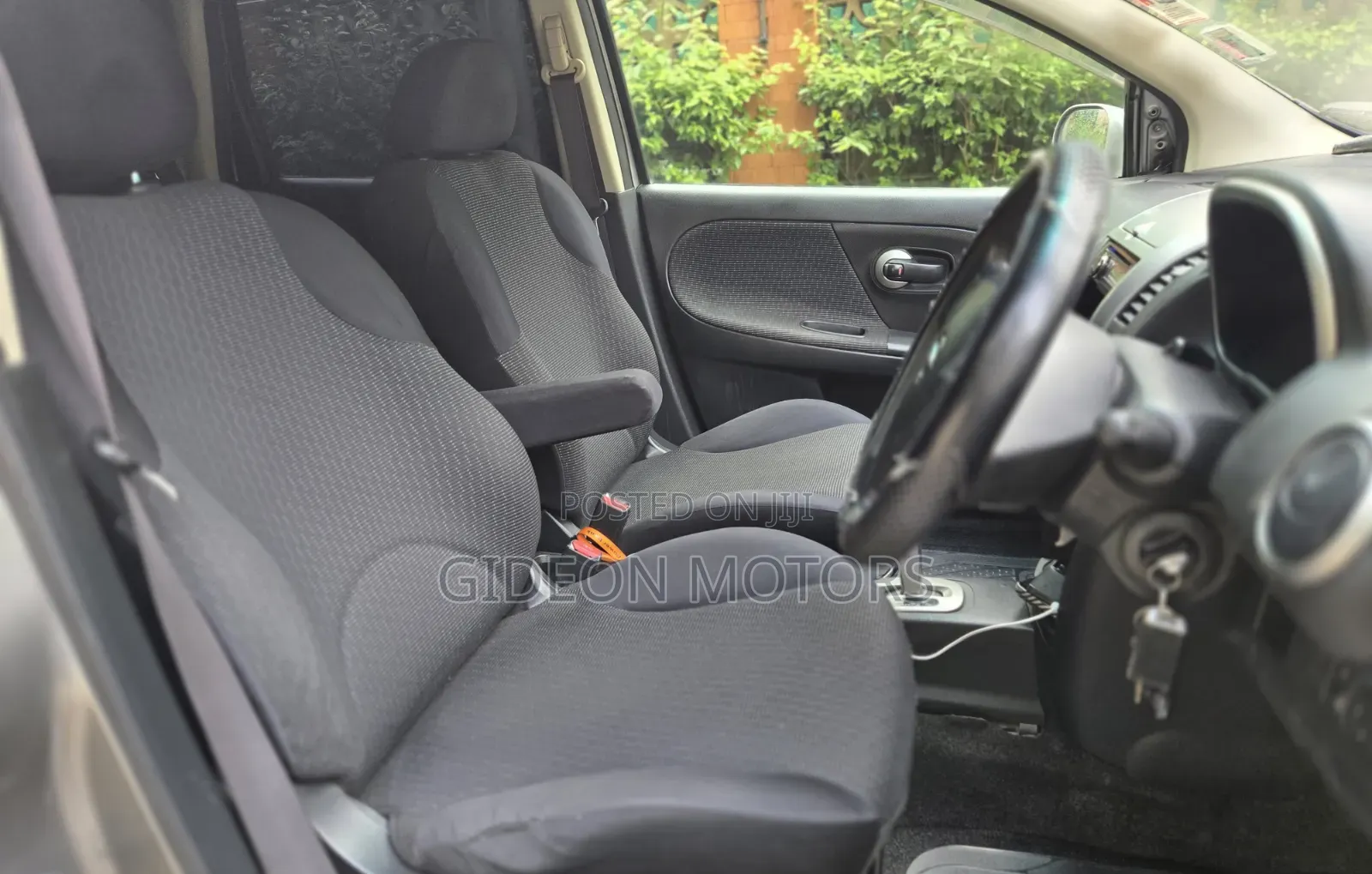 Nissan Note 2010 Gray