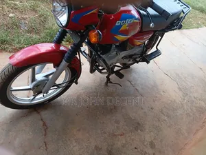 Bajaj Boxer 125 2025 Red