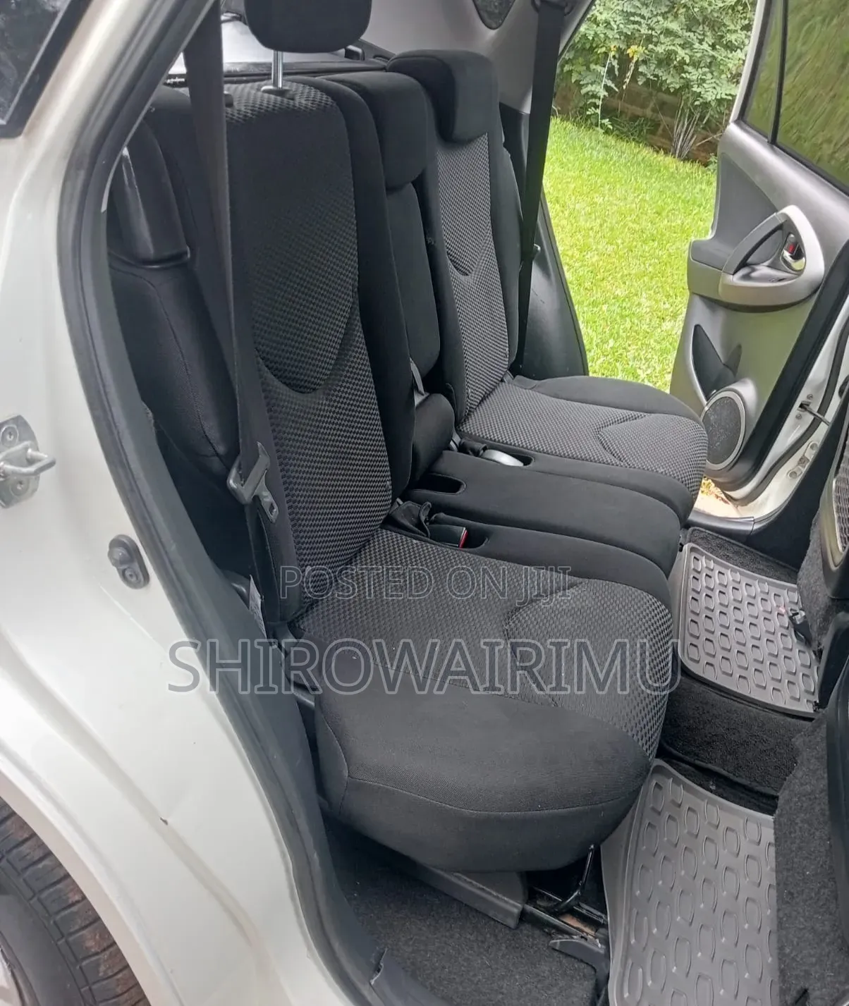 Toyota RAV4 2009 Off white
