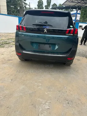 Peugeot 5008 2018 Blue