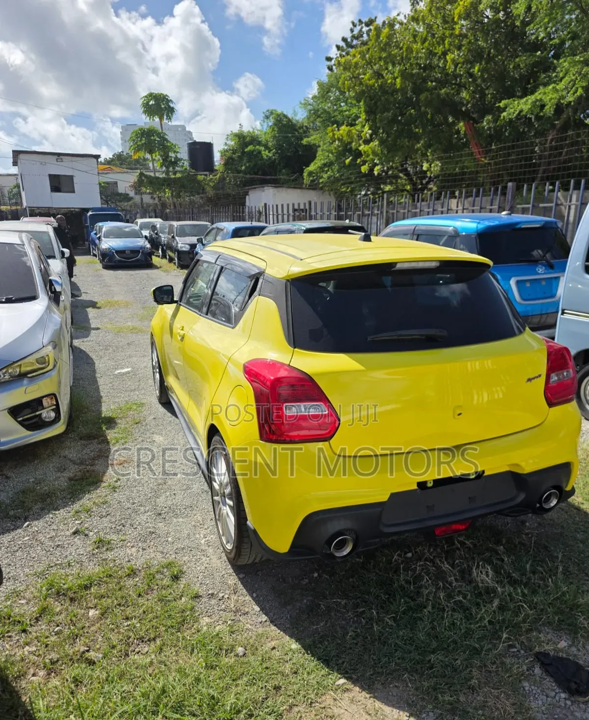 Suzuki Swift 2019 Yellow