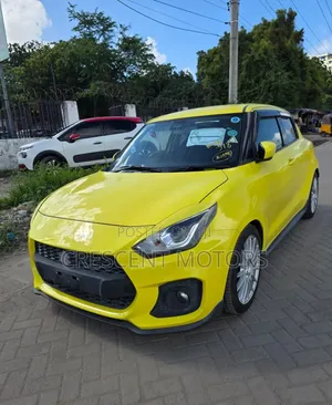 Suzuki Swift 2019 Yellow