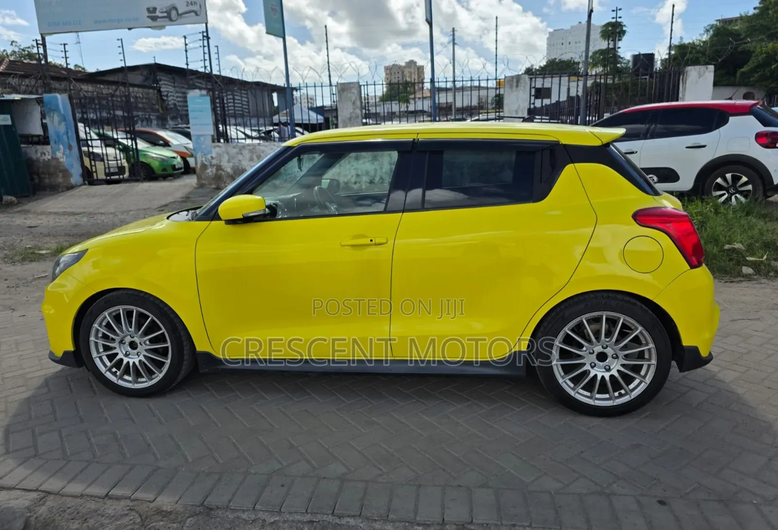 Suzuki Swift 2019 Yellow